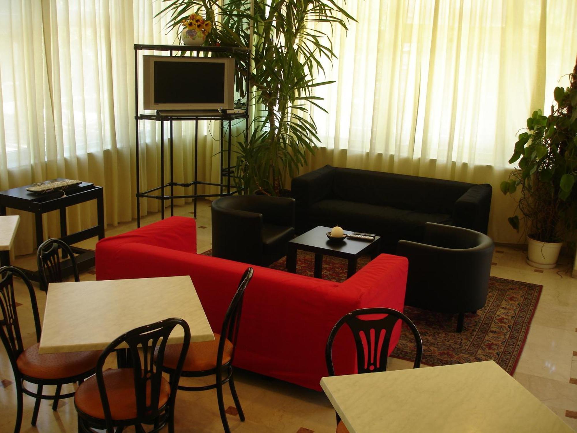 Hotel Madrid Rimini Exteriör bild